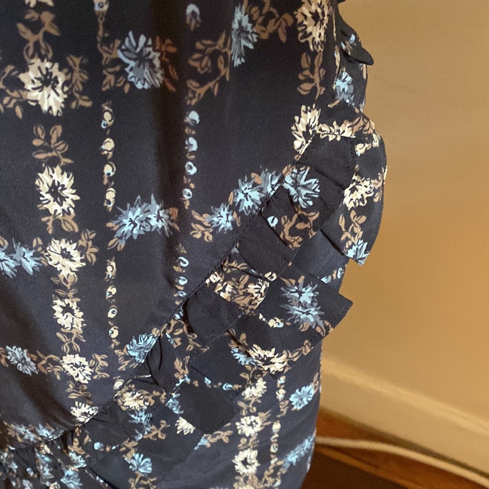 Dress - Picture 6 of 10